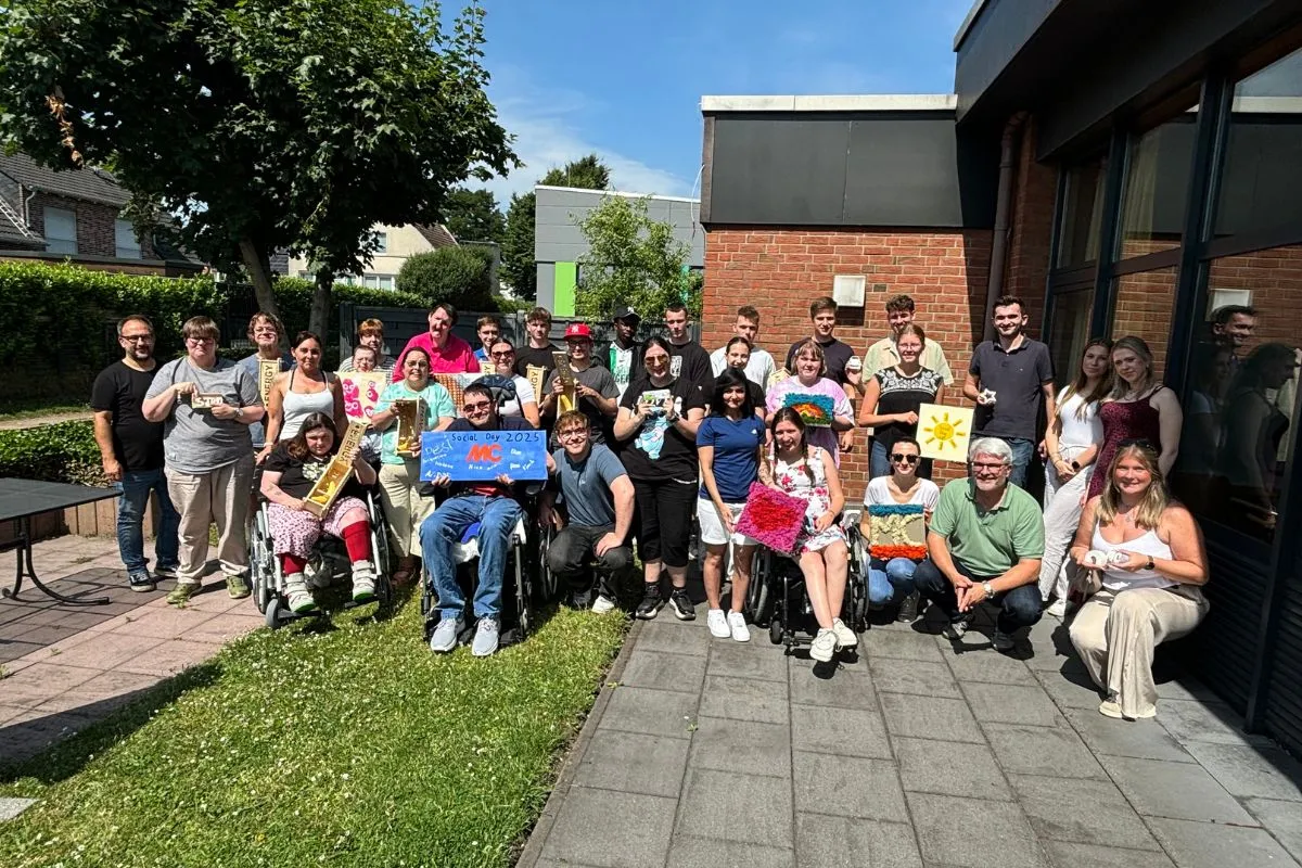 Gruppenbild der Teilnehmenden