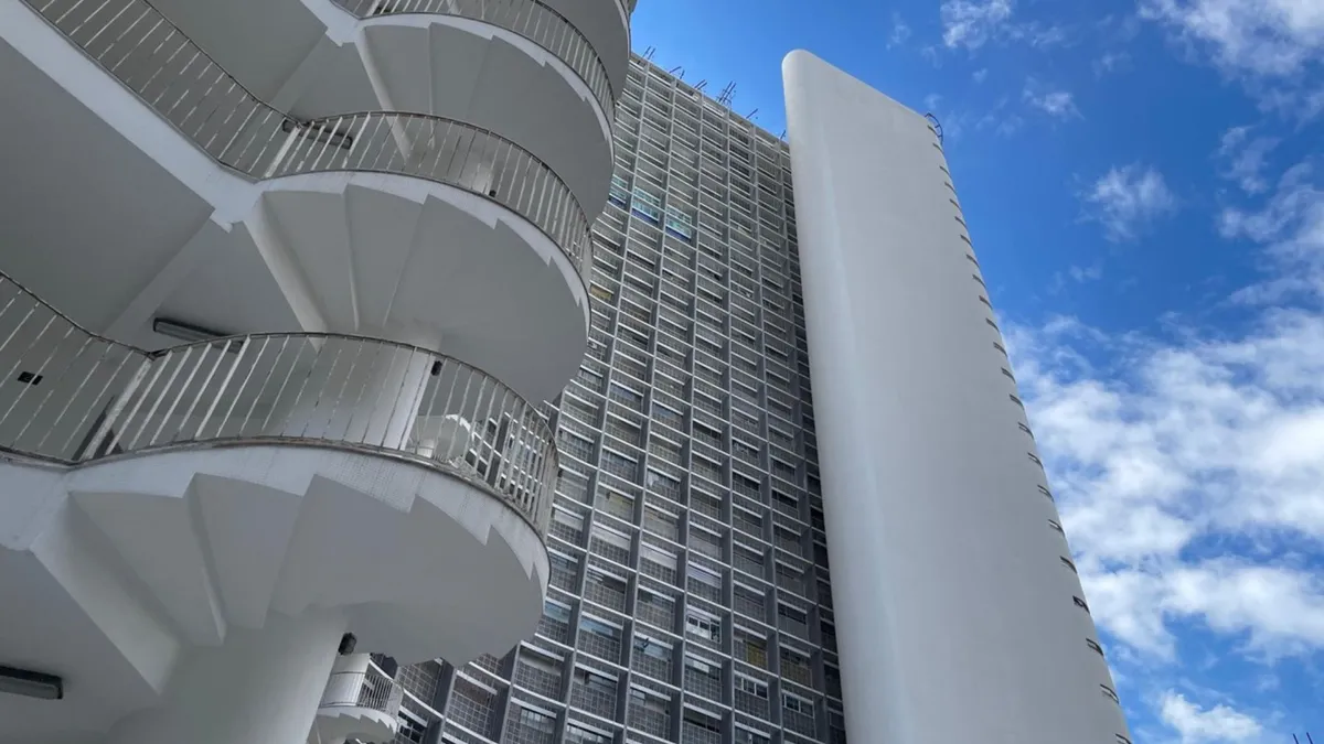 Blick auf die neue Fassade