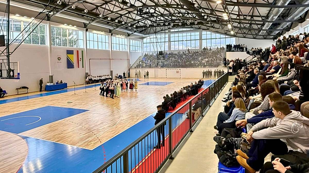 Sporthalle nach Abschluss aller Arbeiten in Betrieb