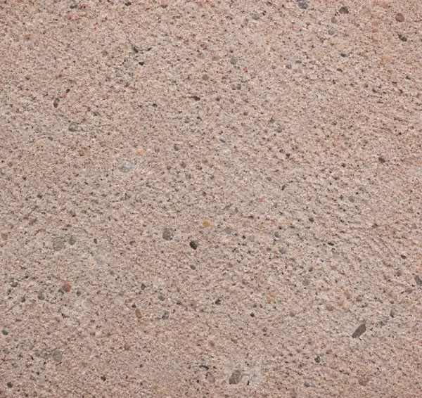 Betonfläche mit aufgemahlenen Tonziegeln