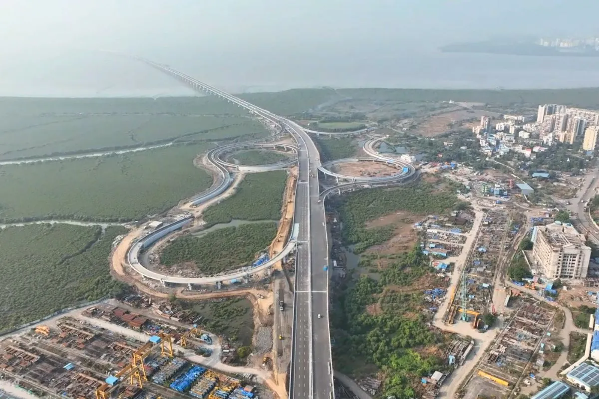 Die Brücke verkürzt die Fahrtzeit zwischen Sewri und Navi Mumbai von zwei Stunden auf lediglich 20 Minuten.