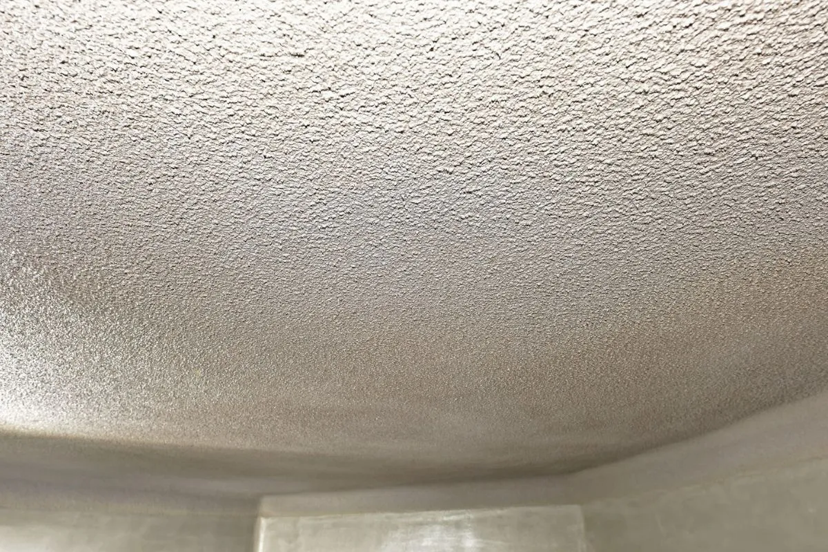 Die typische Tropfenstruktur im Deckenbereich wurde auch im Trinkwasserbehälter Kapfenberg realisiert.