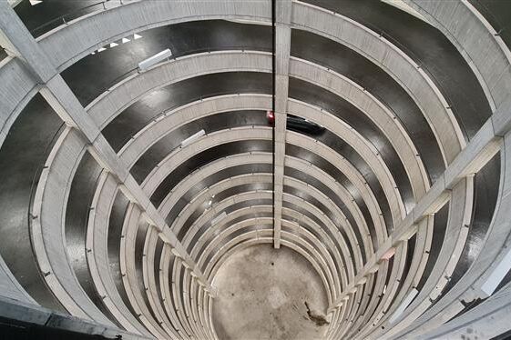 OS 8-Oberflächenschutzsystem im Parking Abrasion Test