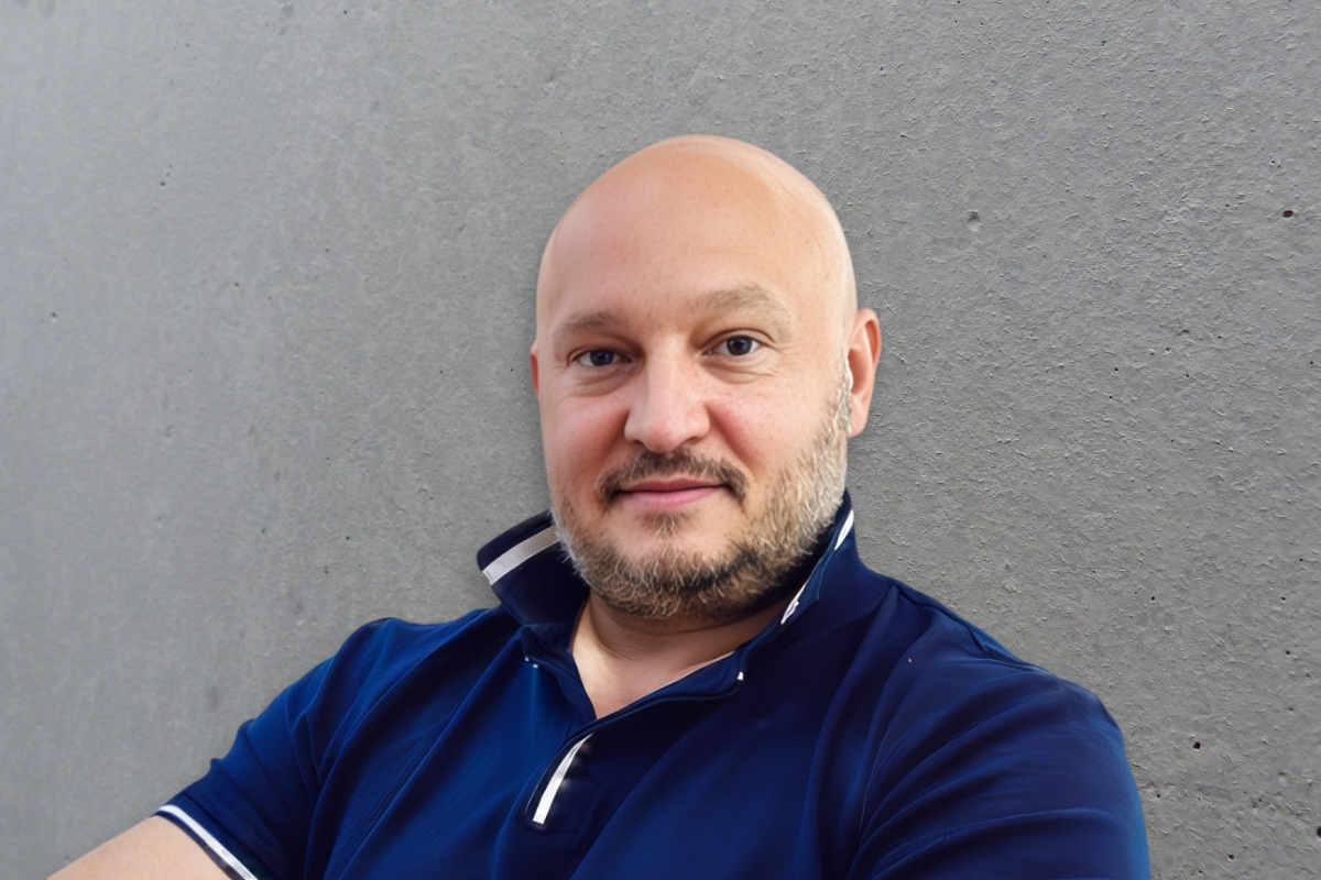 Portrait von Maksim Kirin