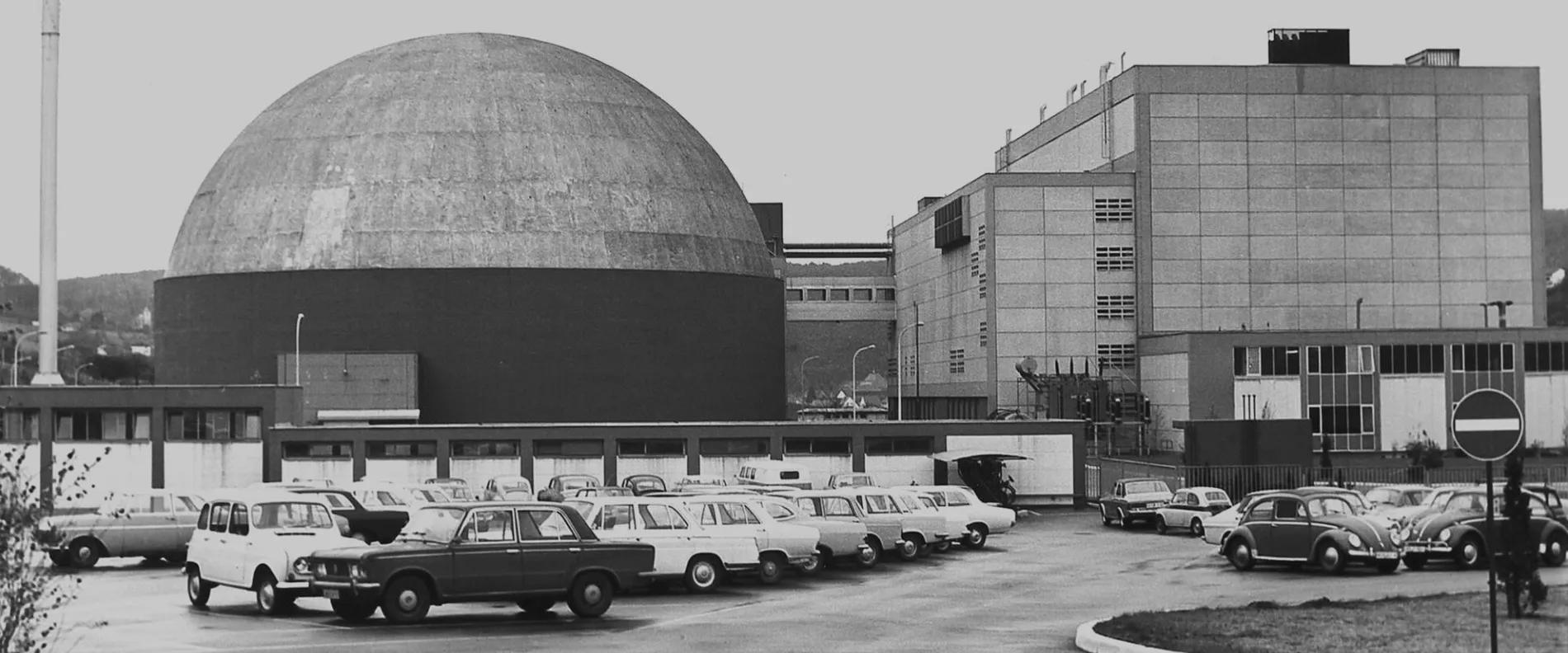 Das Kernkraftwerk Obrigheim im Jahr 1968.