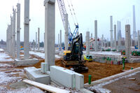 Auch im Winterbau sorgen Erhärtungsbeschleuniger für hohe Frühfestigkeiten und kürzere Aushärtezeiten.