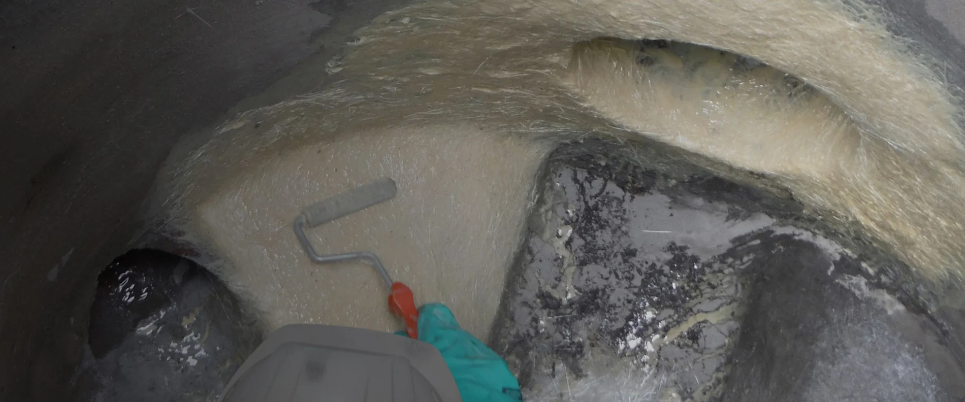 Neues Produktsystem für die sichere Sanierung mit Handlaminat in der Kanalisation