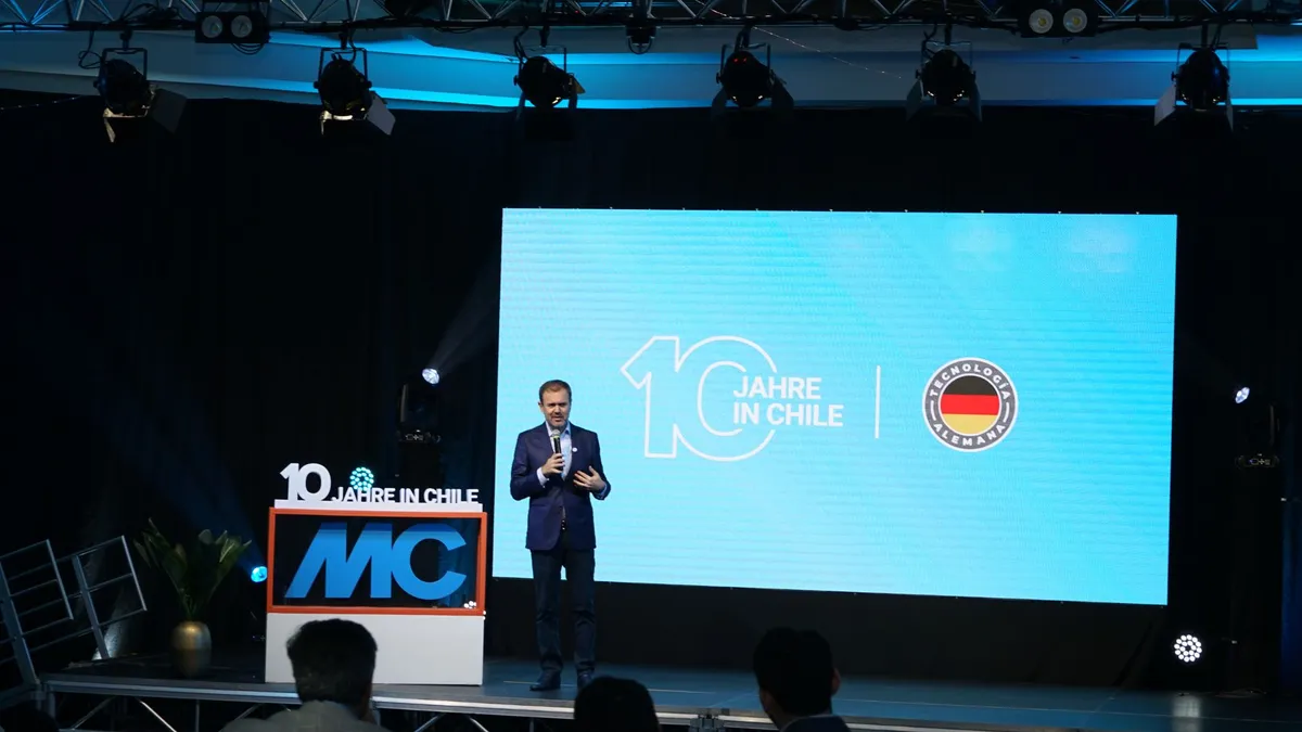 Jaques Pinto, Regional Director LATAM bei der MC-Bauchemie, nahm ebenfalls an der Veranstaltung teil.