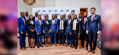 Gruppenbild der MC-Führungsriege mit dem Team, der MC-Bauchemie Ghana Ltd. beim Festakt in Accra.