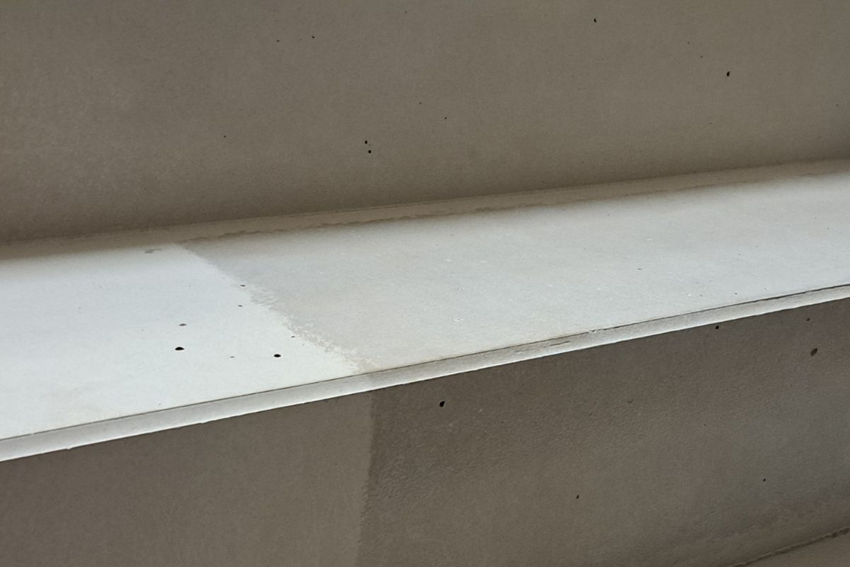 Eine Treppe aus Beton wurde mit MC-Floor Finish AC versiegelt.