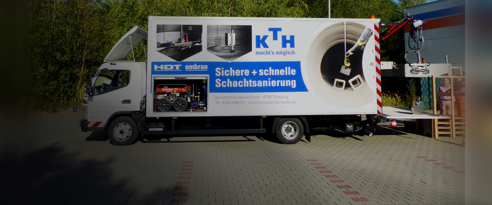 Hanke Kanaltechnik erwirbt Spezial-LKW für Schachtsanierung von HDT